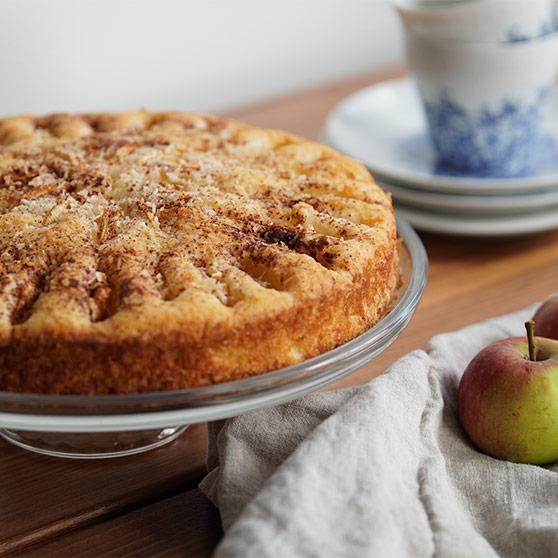 Gluten-free apple cake